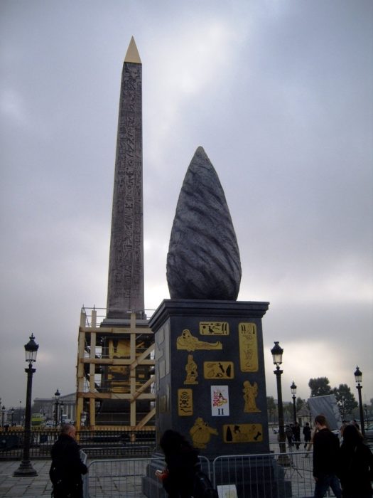 Menhir et Obelisque - Place de la Concorde